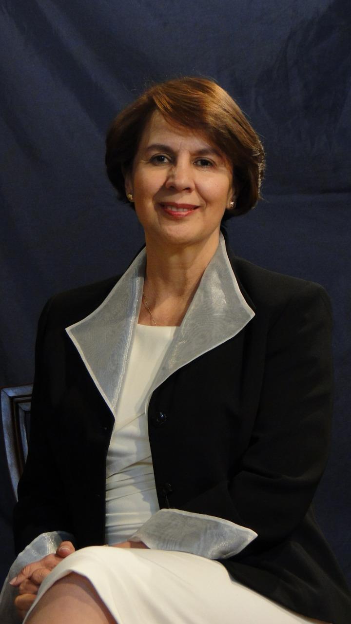 Dra. Rosalía Arteaga